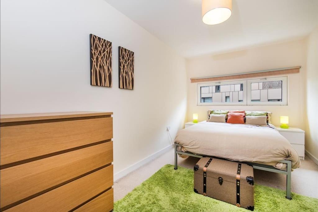 Chic Chelsea Stylish 1-bedroom * Londen